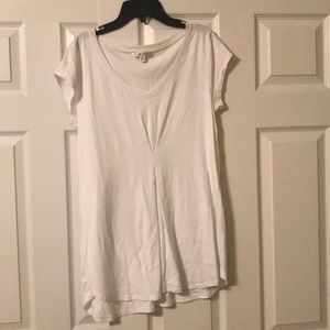 White Cabi t shirt